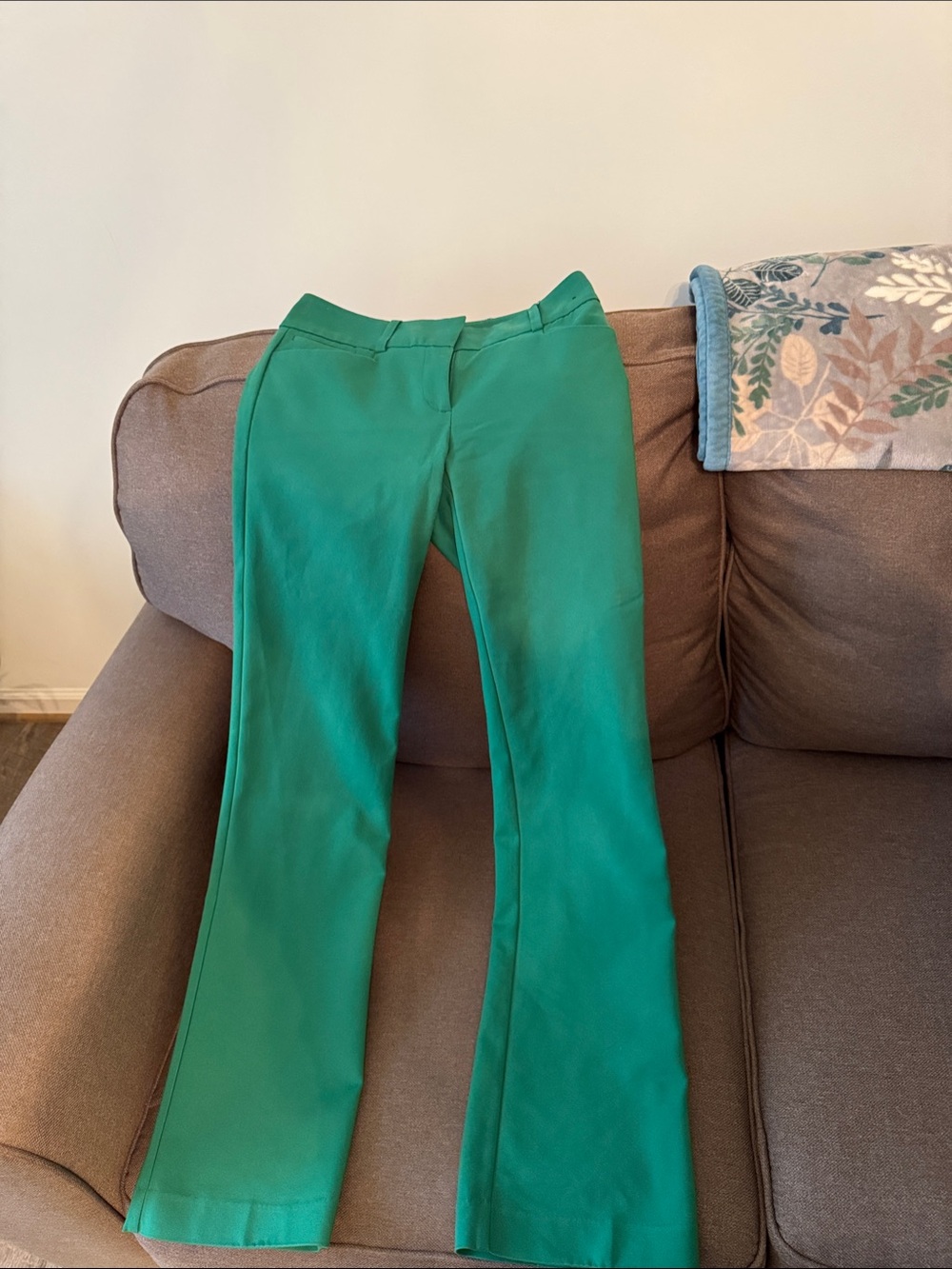New York & Company Emerald Green Dress Pants